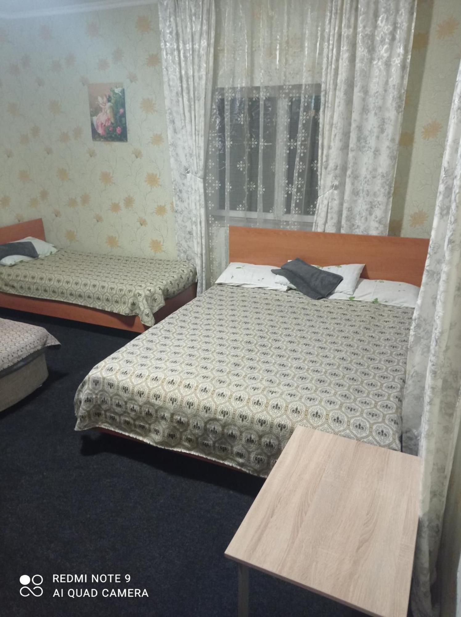 Podsolnukhi Guest House Cholpon-Ata Luaran gambar